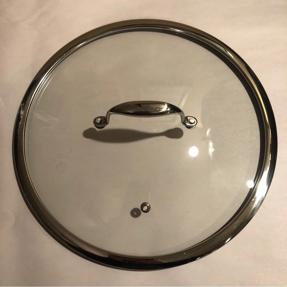 HexClad Hybrid Nonstick 12-Inch Wok Cookware with 12 inch Lid - Picture 9 of 13